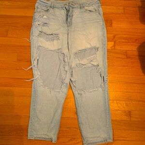 American Eagle Mom Jean